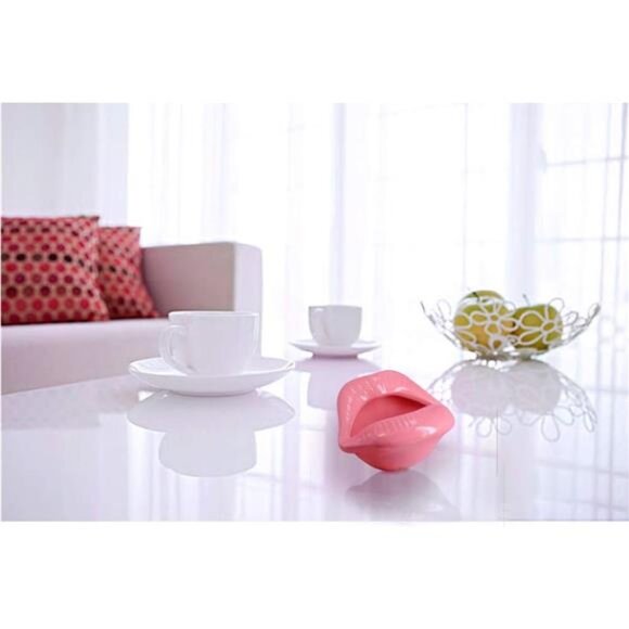Creative Ceramic Cigarette Ashtrays with Lips Style Fashion Home Decoration - Picture 4 of 6